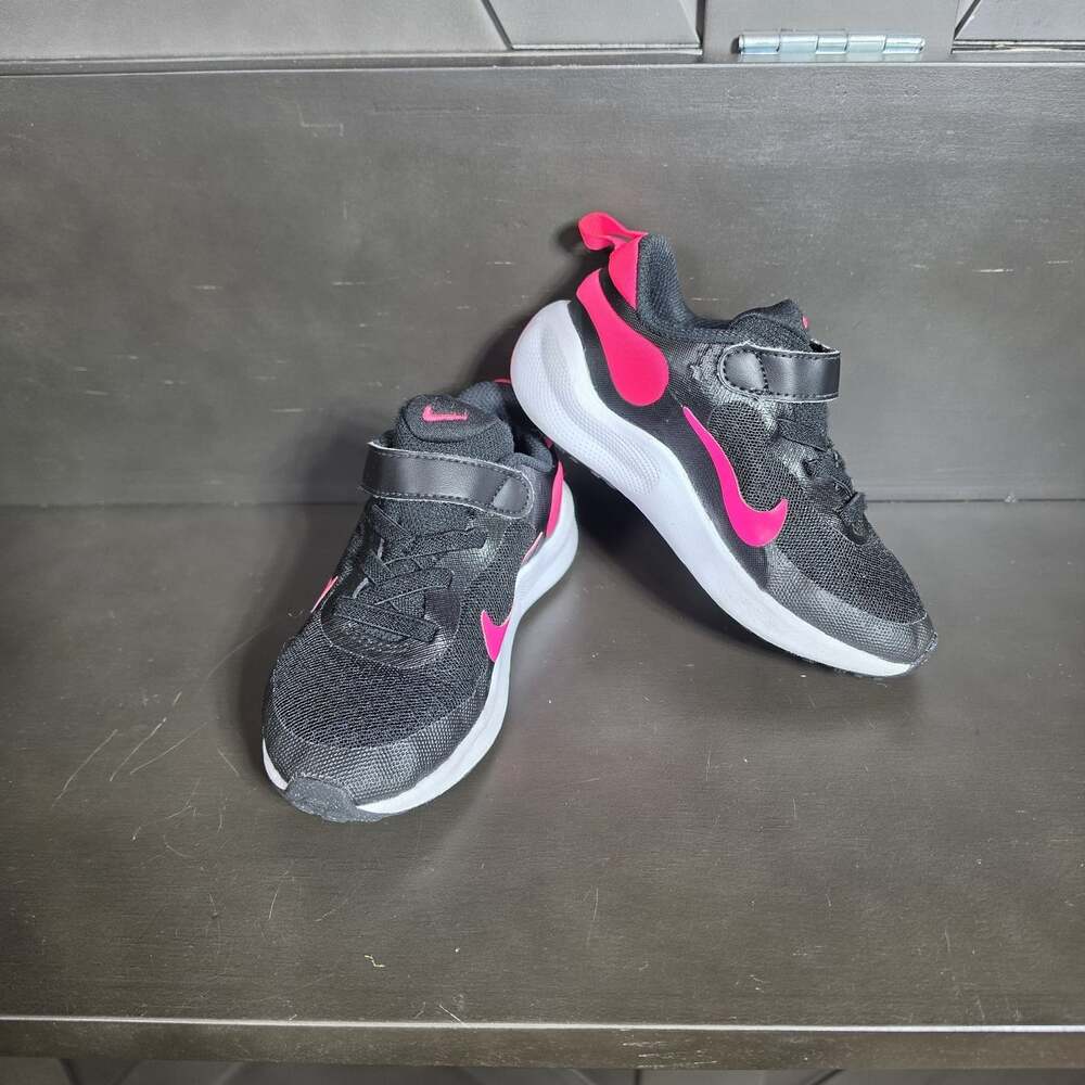 Nike Girls Revolution 7 Running Shoes Black/Hyper Pink-White Sz 9c